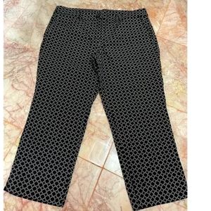 Hilary Radley Capris